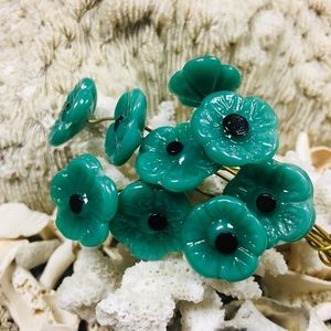 SUPPLY: 6 Vintage Jade Green  Glass Flower Headpin